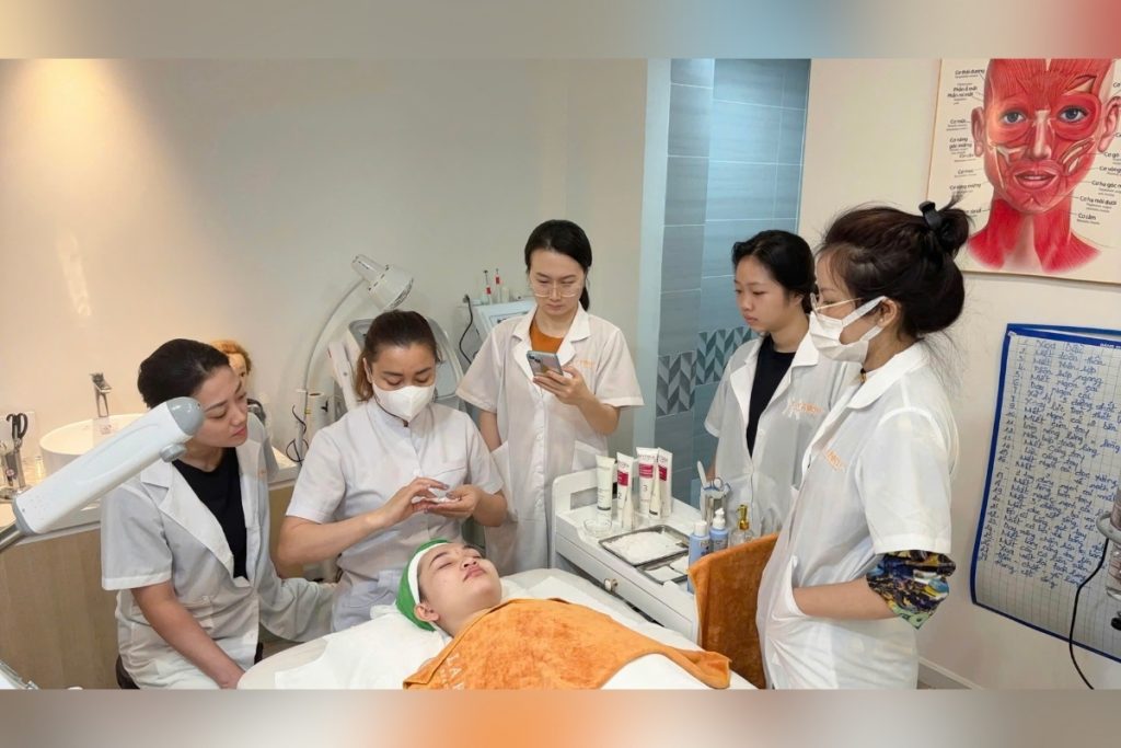 cham-soc-da-chuyen-sau